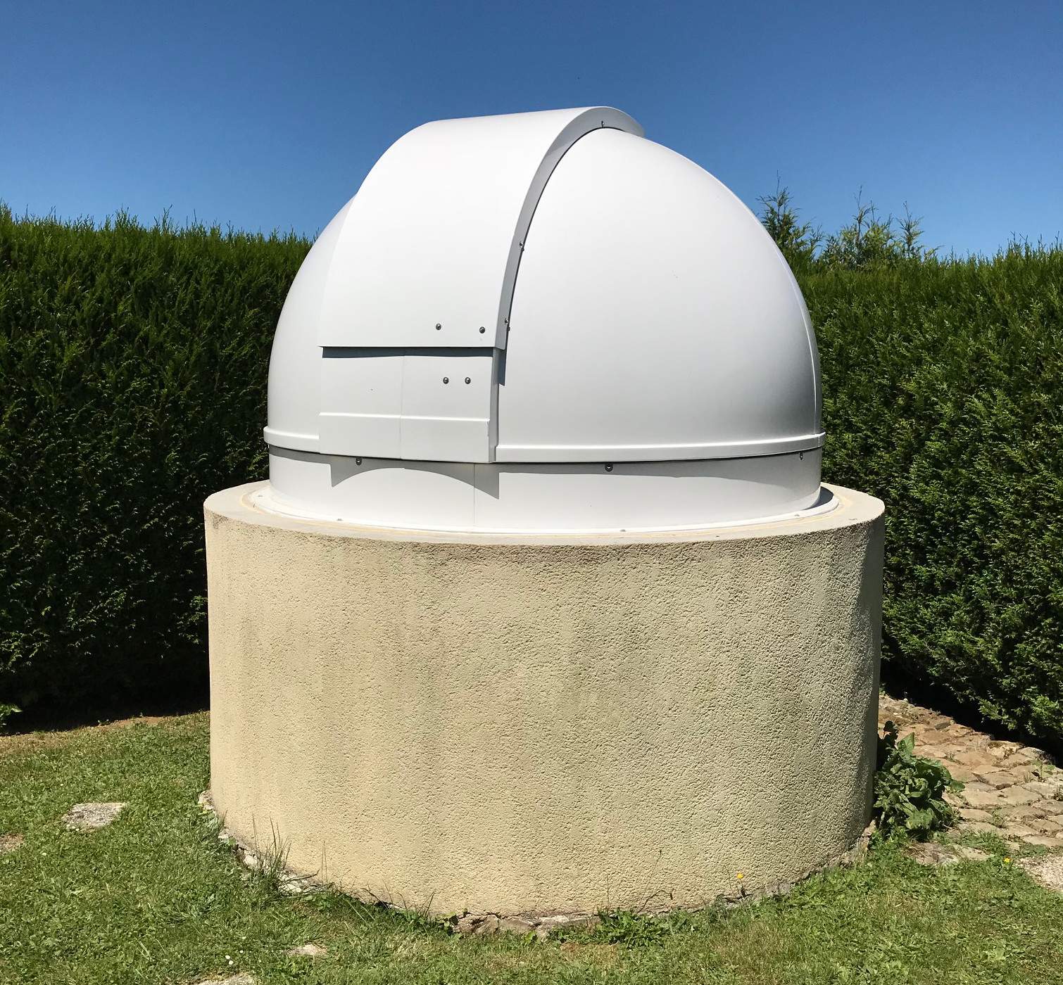 PULSAR DOMES 2.2m Observatorio - Construcción baja